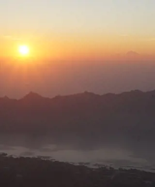 Erlebe den Sonnenaufgang vom Mount Batur